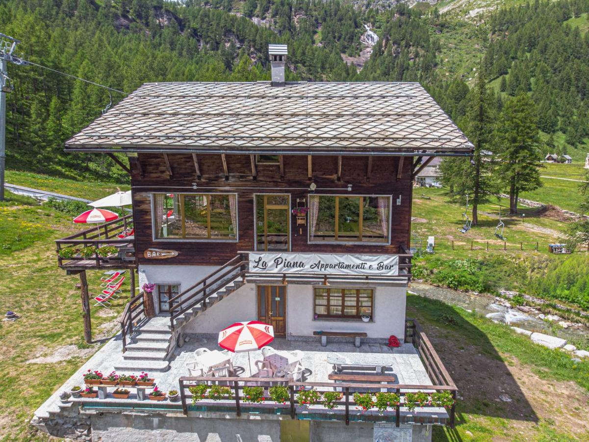 La Piana Appartamenti Alpe Devero Exteriör bild
