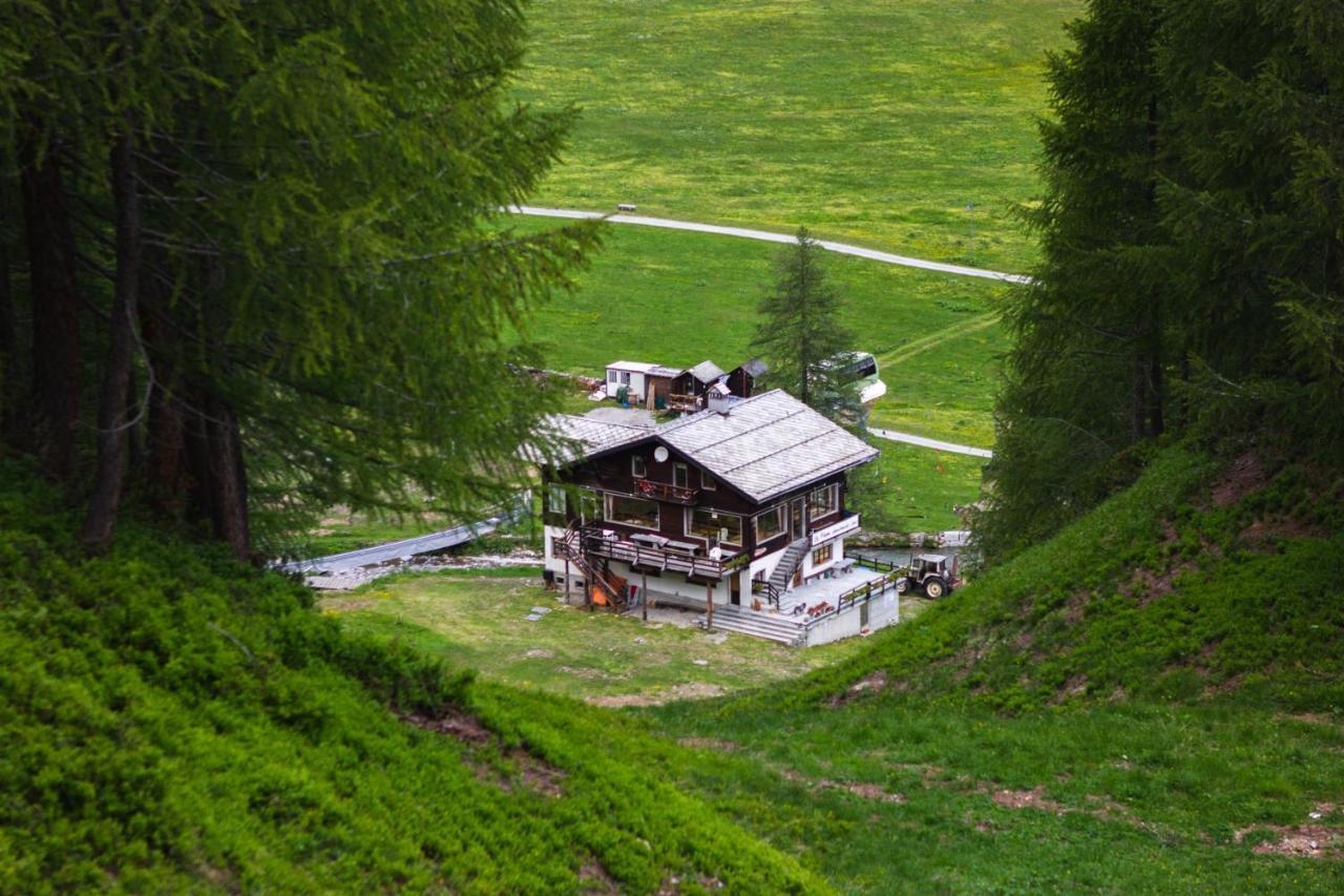 La Piana Appartamenti Alpe Devero Exteriör bild