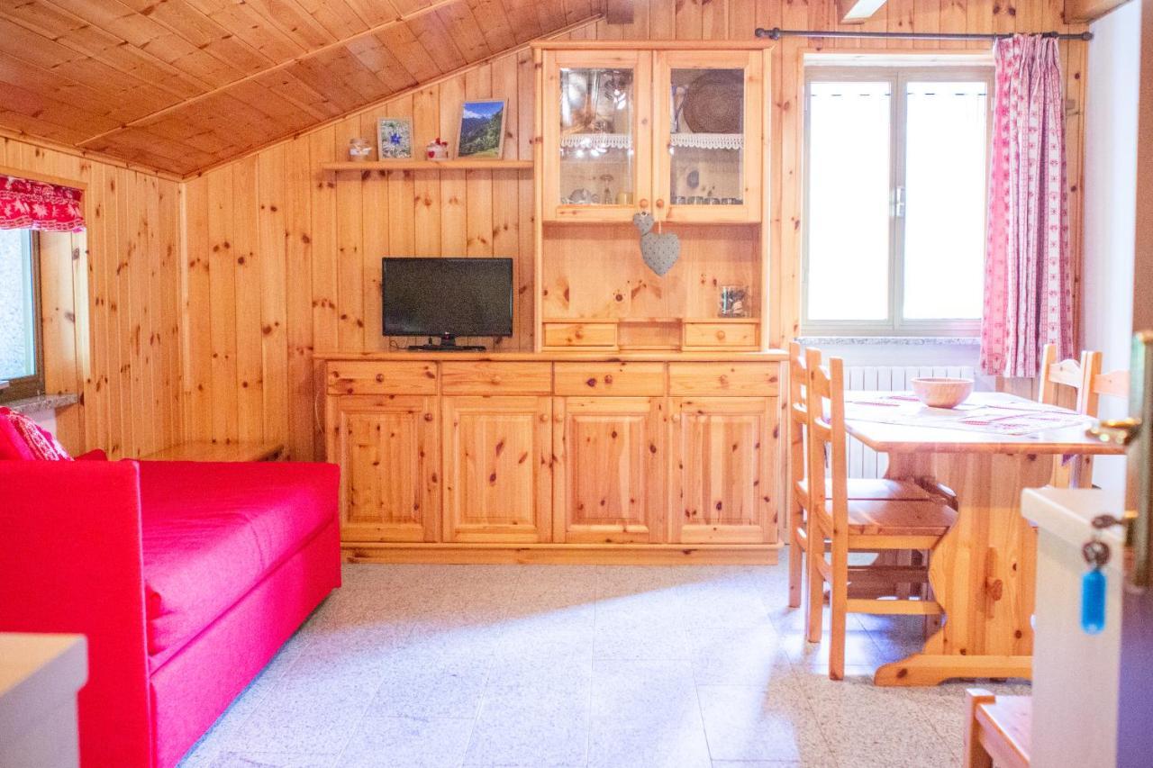La Piana Appartamenti Alpe Devero Exteriör bild