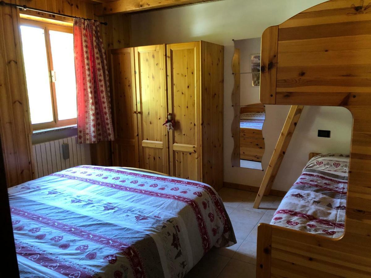 La Piana Appartamenti Alpe Devero Exteriör bild